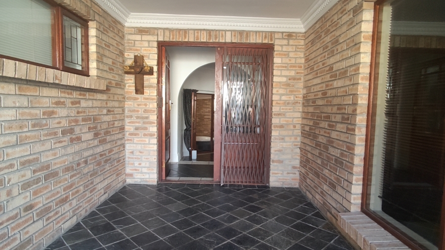 3 Bedroom Property for Sale in Kamma Heights Eastern Cape
